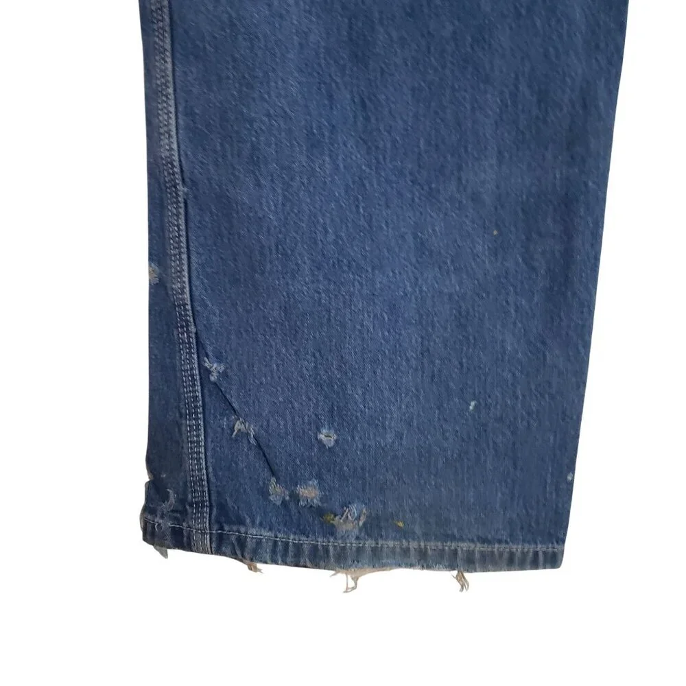 Carhartt thrashed men